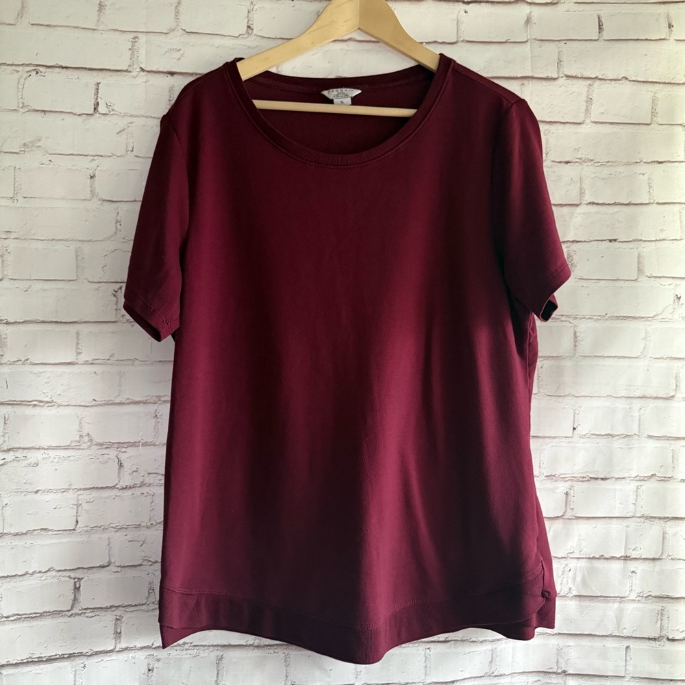 Danskin Deep Red‎ Short Sleeve Tee